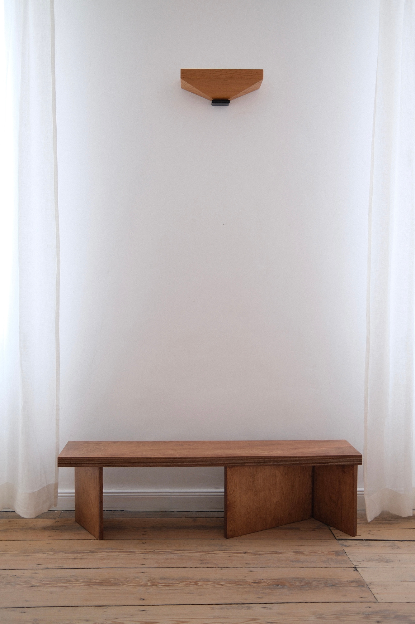 Free Plan Bench, additional view
