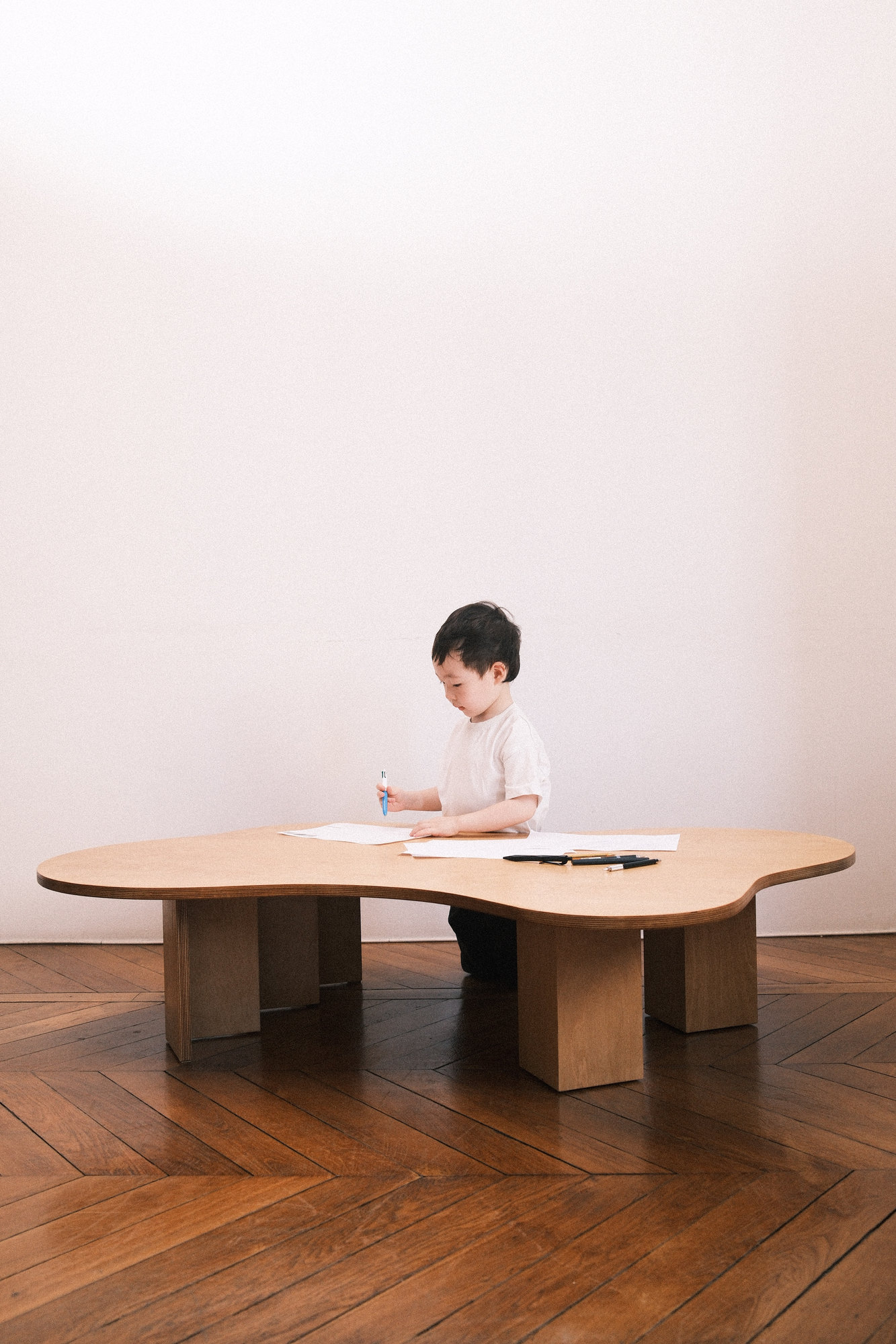 Spill Table (Uni), additional view